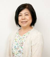 村川　友子